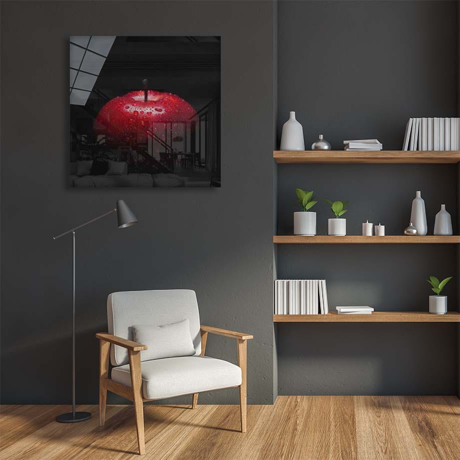 Artronauts Art Clearance T. Red Apple