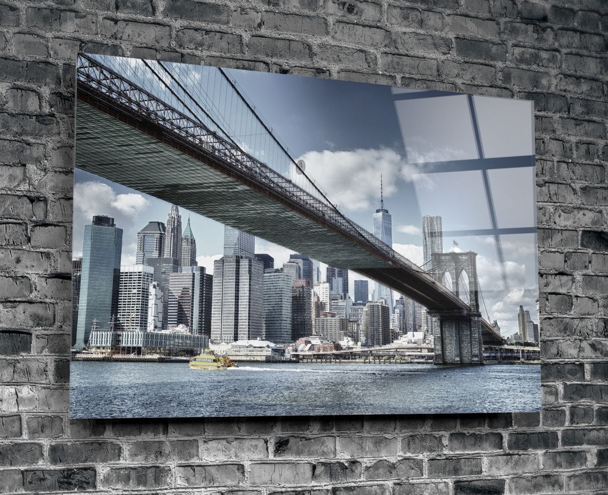Artronauts Glass Print Brooklyn Bridge