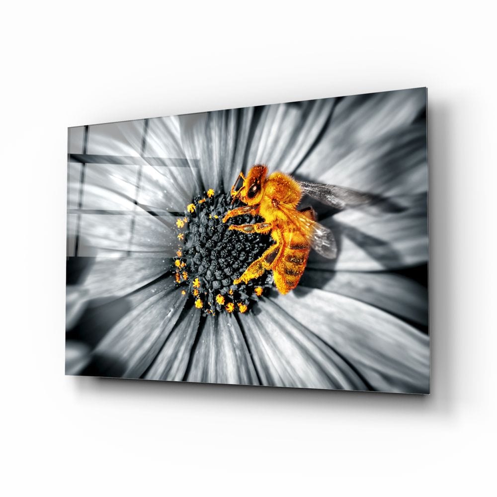 Artronauts Art Clearance T. Honey Bee