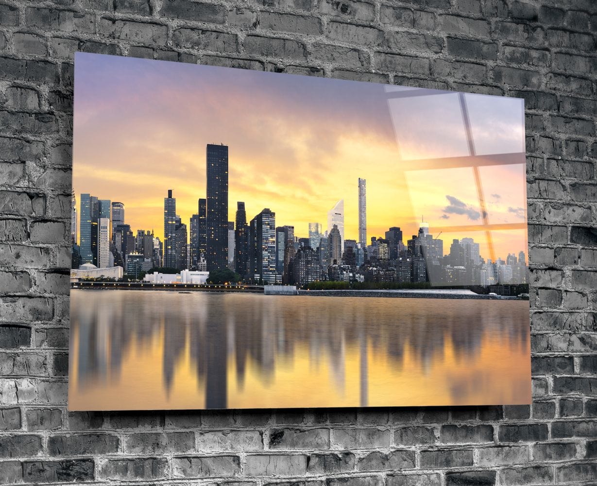 Artronauts Art Clearance T. New York Downtown