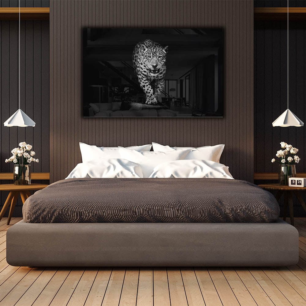 Artronauts Clearance T. Leopard Black & White