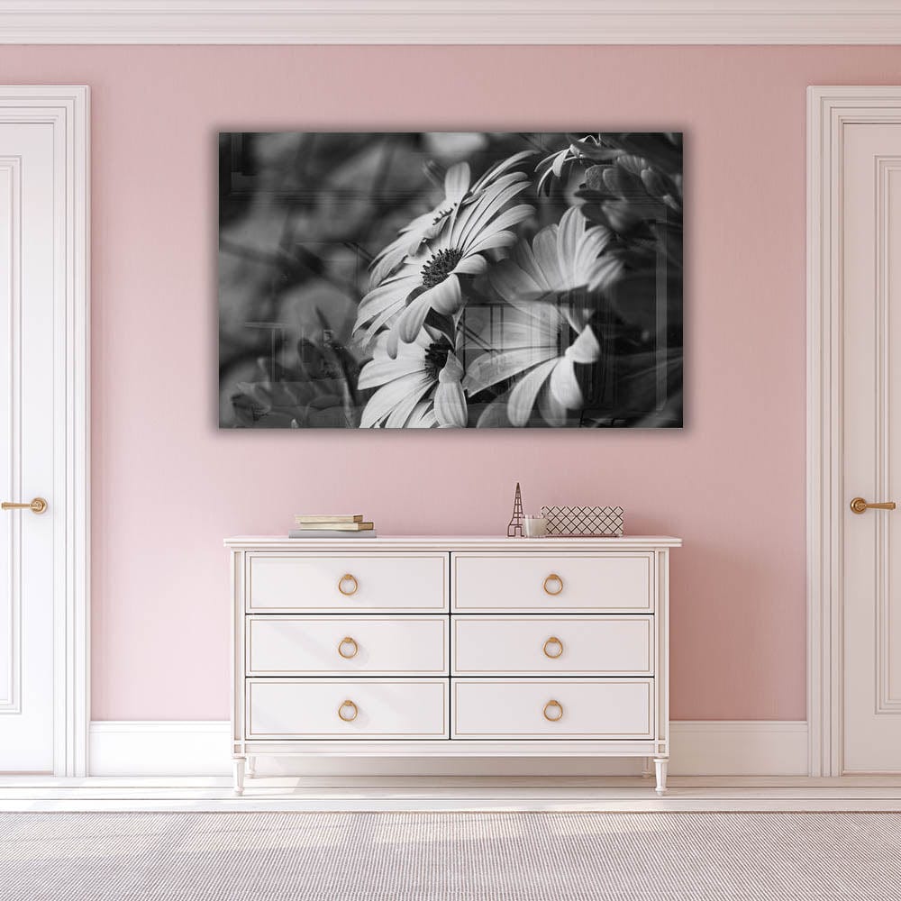 Artronauts Art Clearance T. Black - White Flower