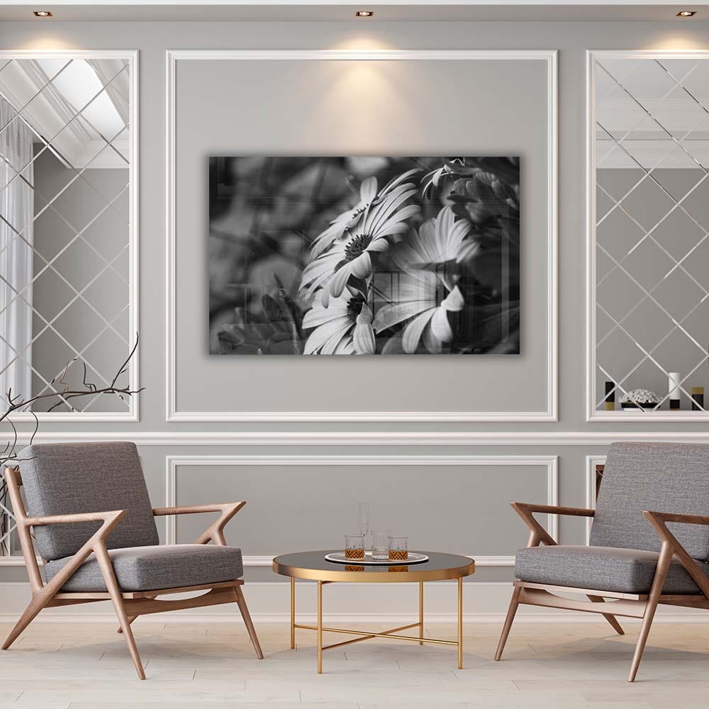 Artronauts Art Clearance T. Black - White Flower