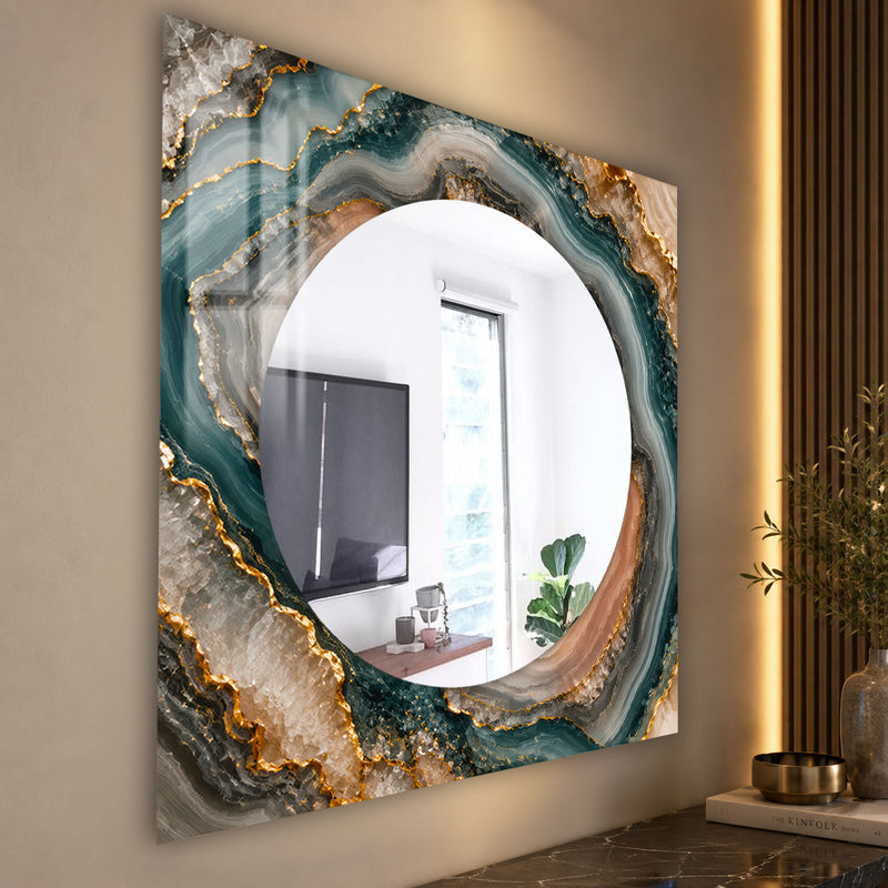 Emerald Agate Halo lifestyle view