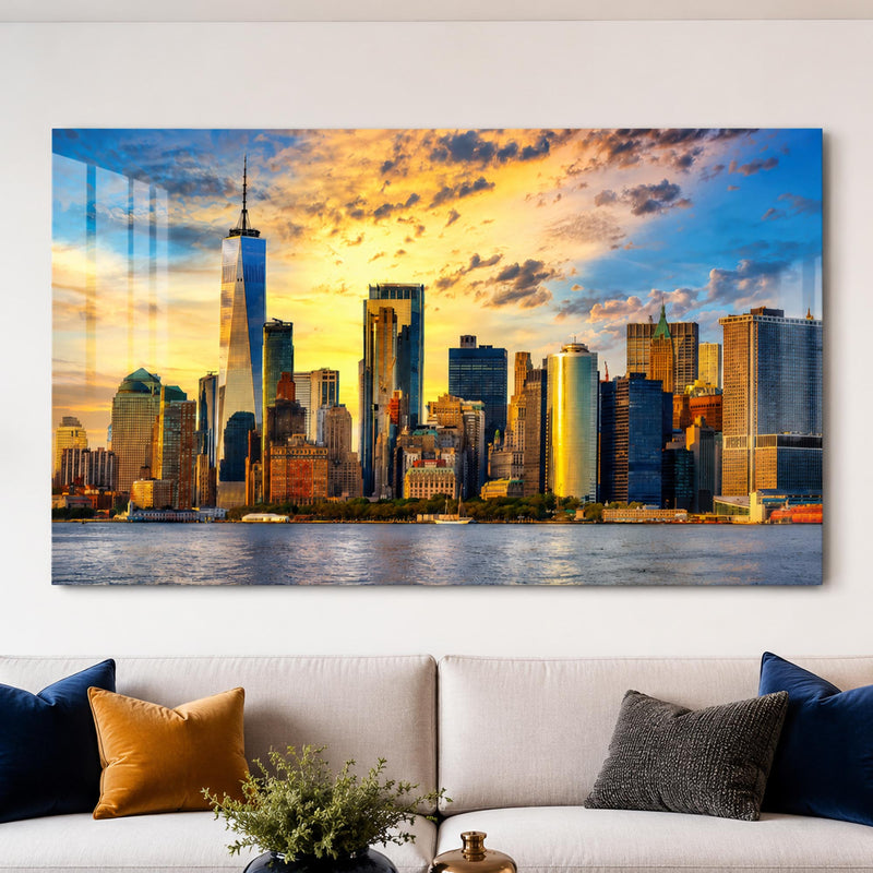 Manhattan Golden Skyline lifestyle view