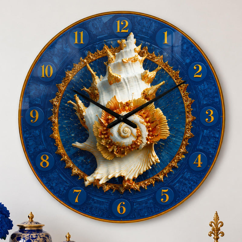 Gilded Conch lifestyle view