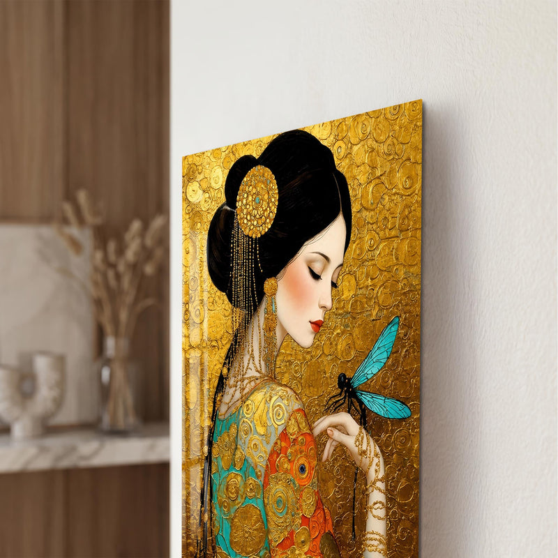 Golden Dragonfly Muse lifestyle view