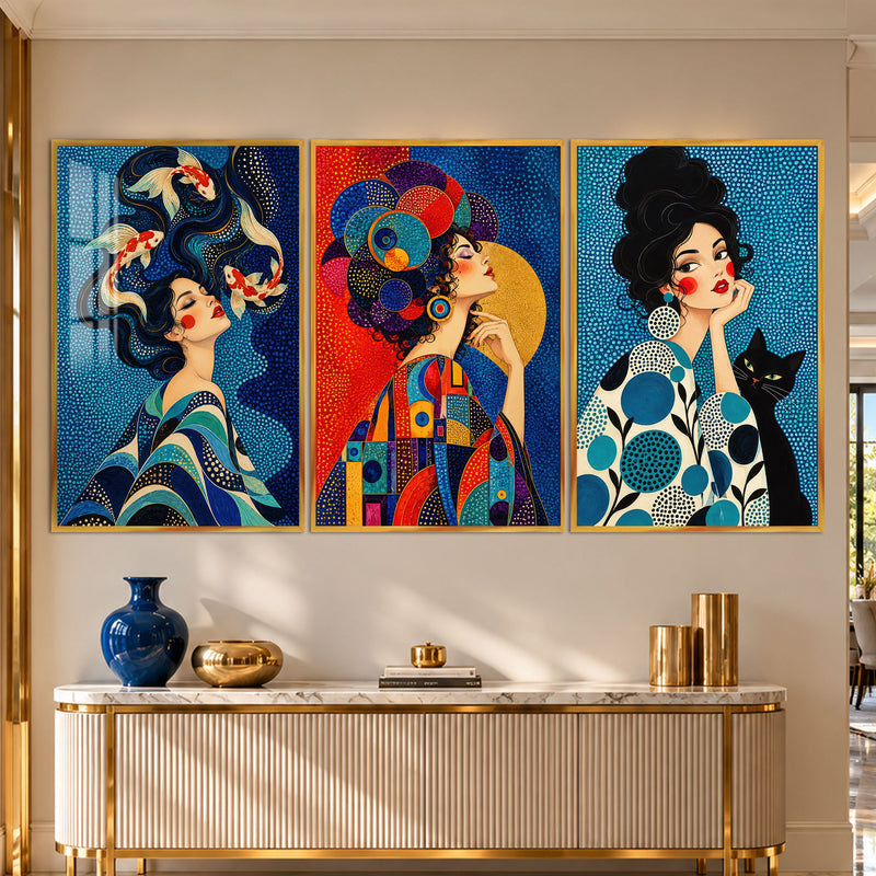 Vibrant Women with gold frame