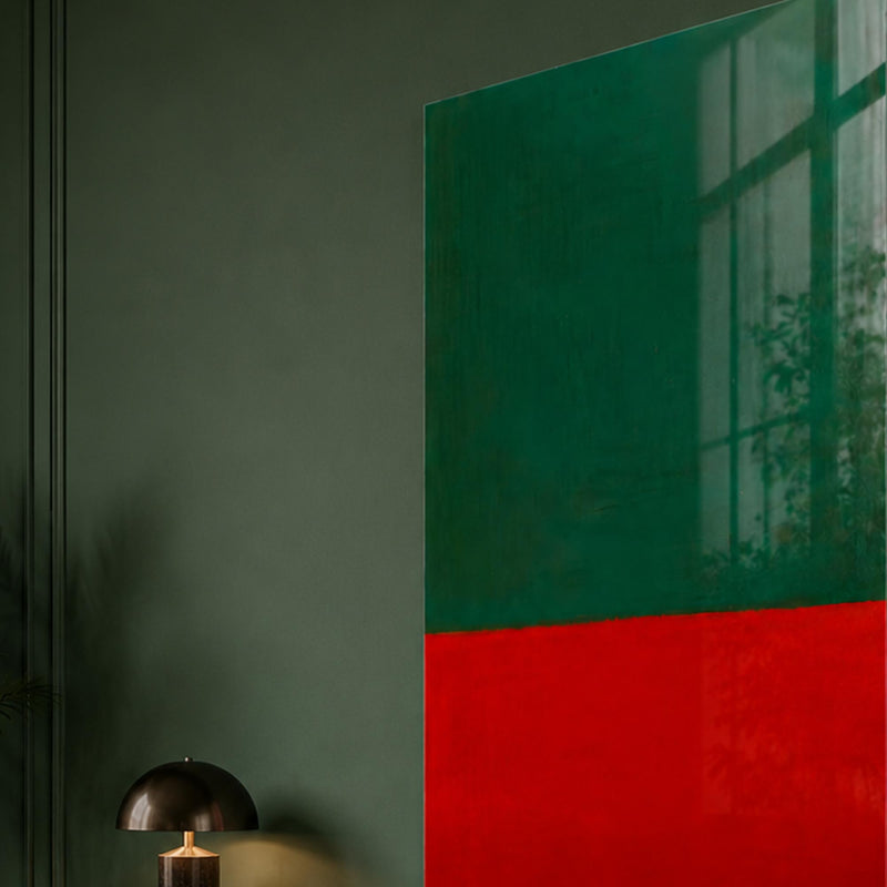 Emerald Crimson Divide lifestyle view