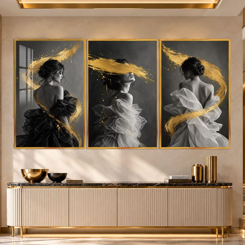 Golden Grace with gold frame
