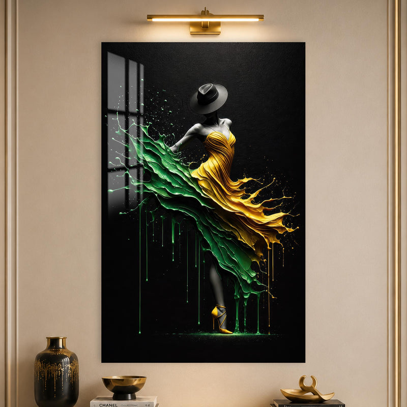 Emerald Golden Dancer lifestyle view