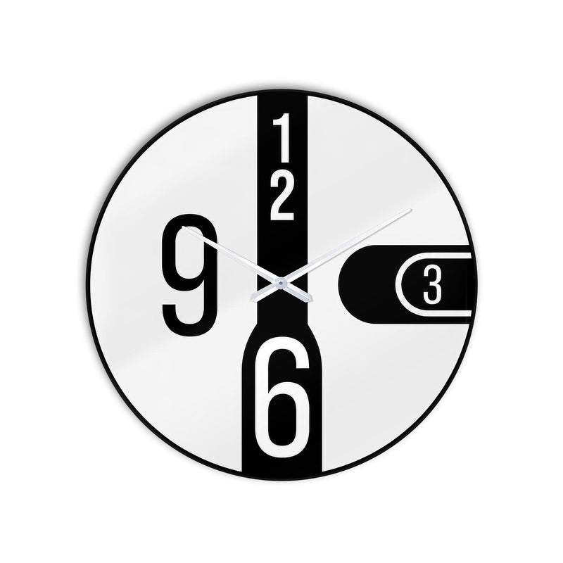 Bold Number Dial lifestyle view