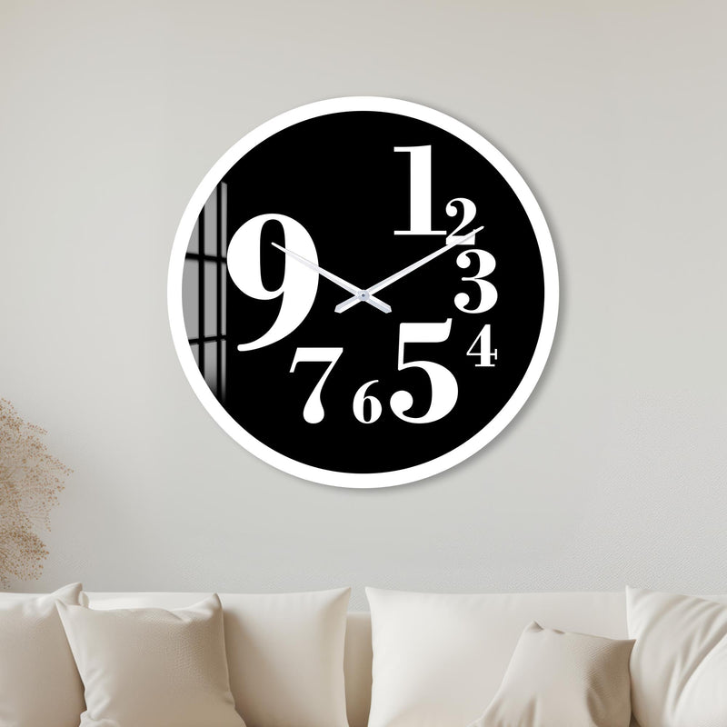 Bold Number Contrast with white frame