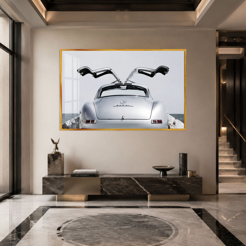 Silver Gullwing Classic with gold frame