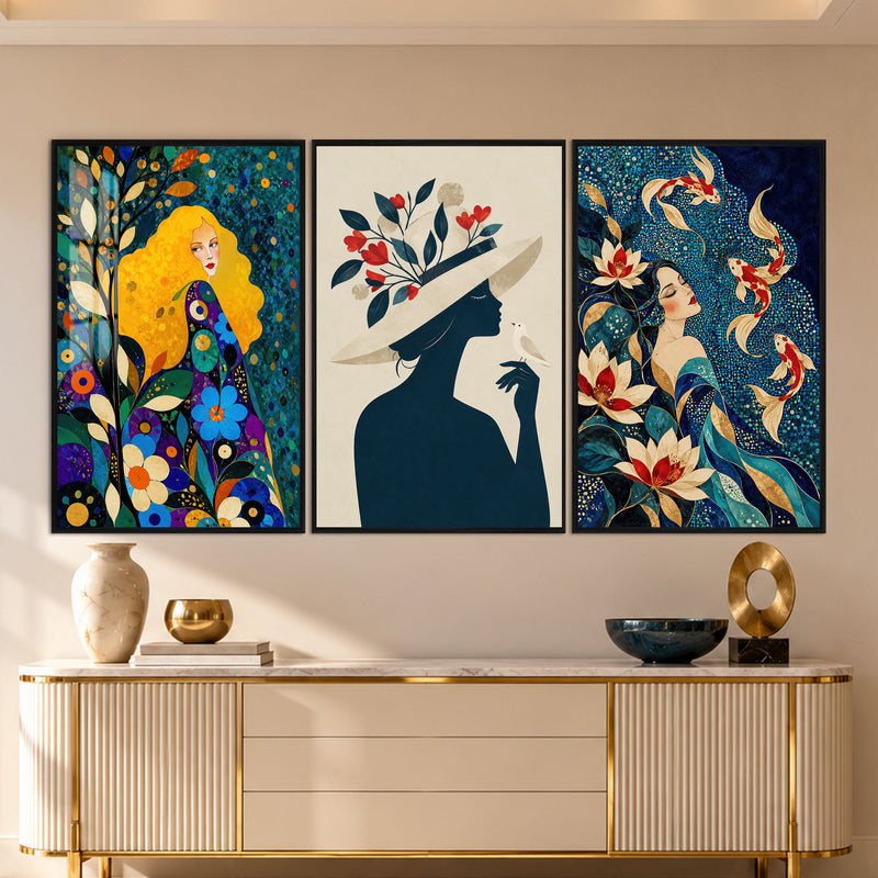 Botanical Women with black frame