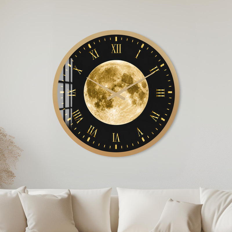 Golden Lunar Roman with gold frame