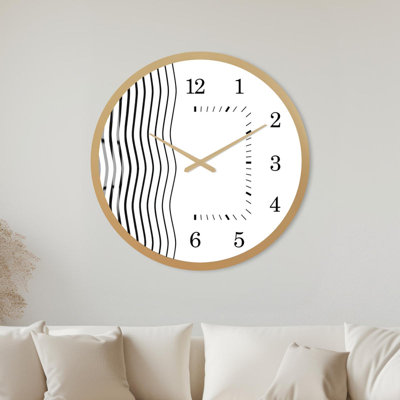 Monochrome Ripple with gold frame