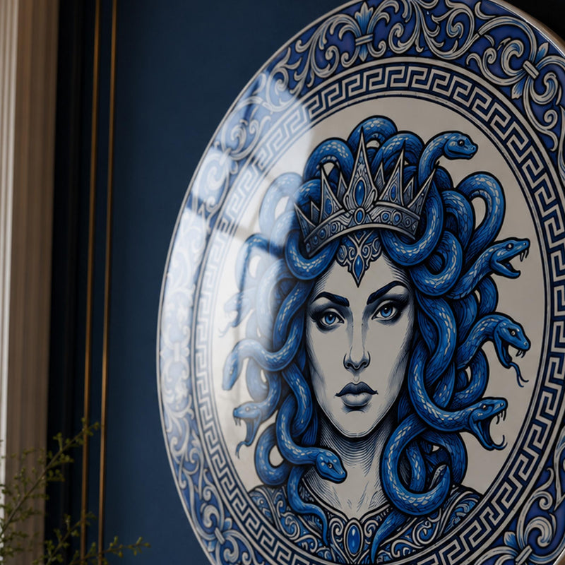 Sapphire Medusa lifestyle view