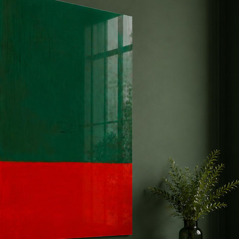 Emerald Crimson Divide lifestyle view