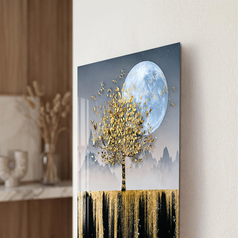 Moonlit Golden Tree close-up angled detail