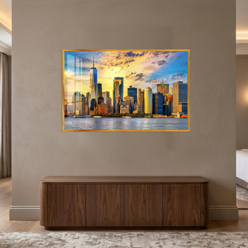 Manhattan Golden Skyline with gold frame
