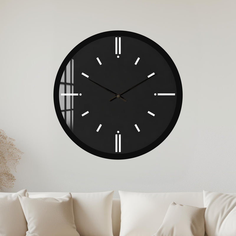 Minimalist Black Dial with black frame