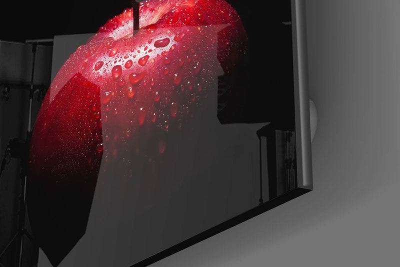 Artronauts Art Clearance T. Red Apple