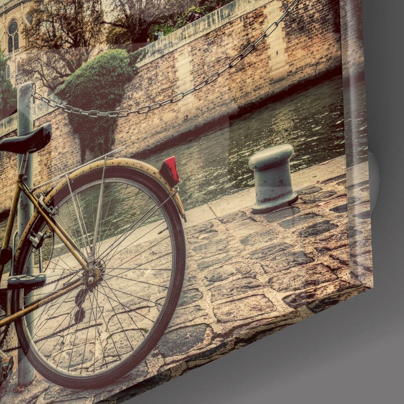 Artronauts Art Clearance T. Bicycle
