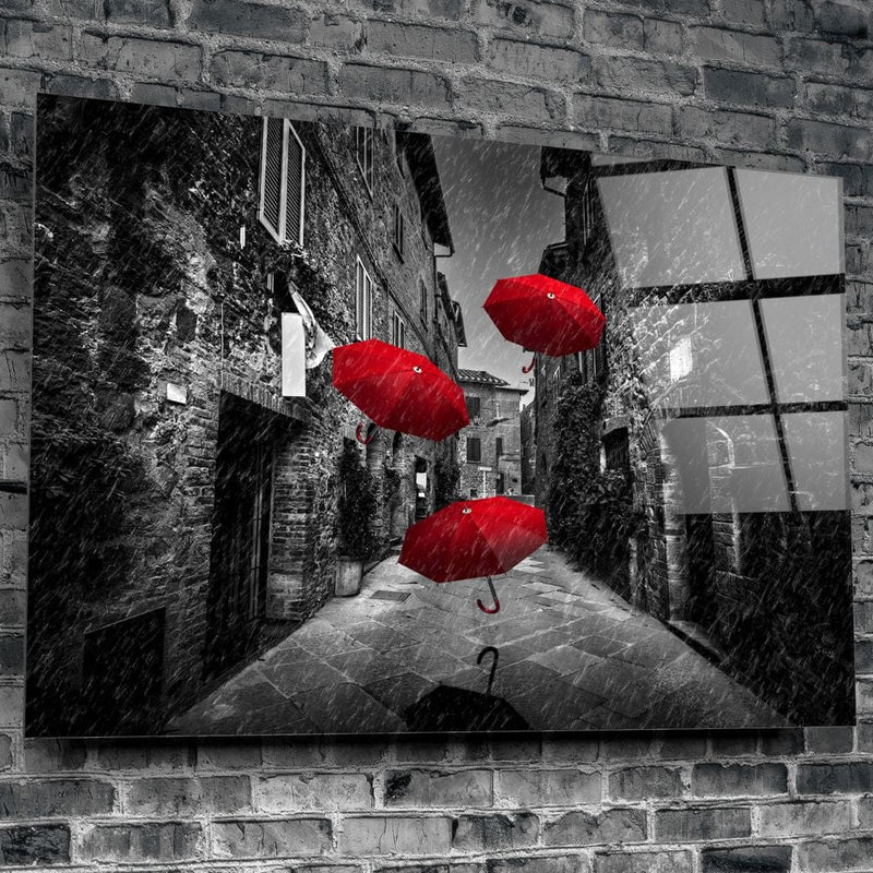 Artronauts Art Clearance T. Red Umbrellas